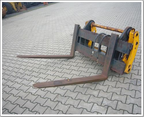 JCB hydr. Schnellwechselramen mit Palettengabel 