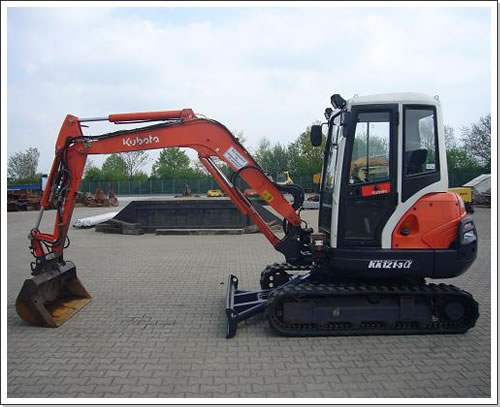 Minibagger Kubota KX 121-3