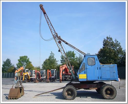 Mobilbagger Sennebogen S 833 