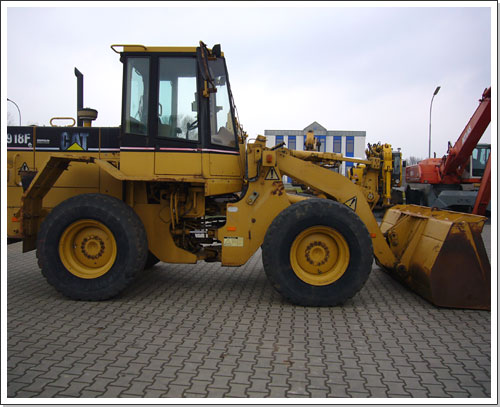 CAT 918F  Radlader